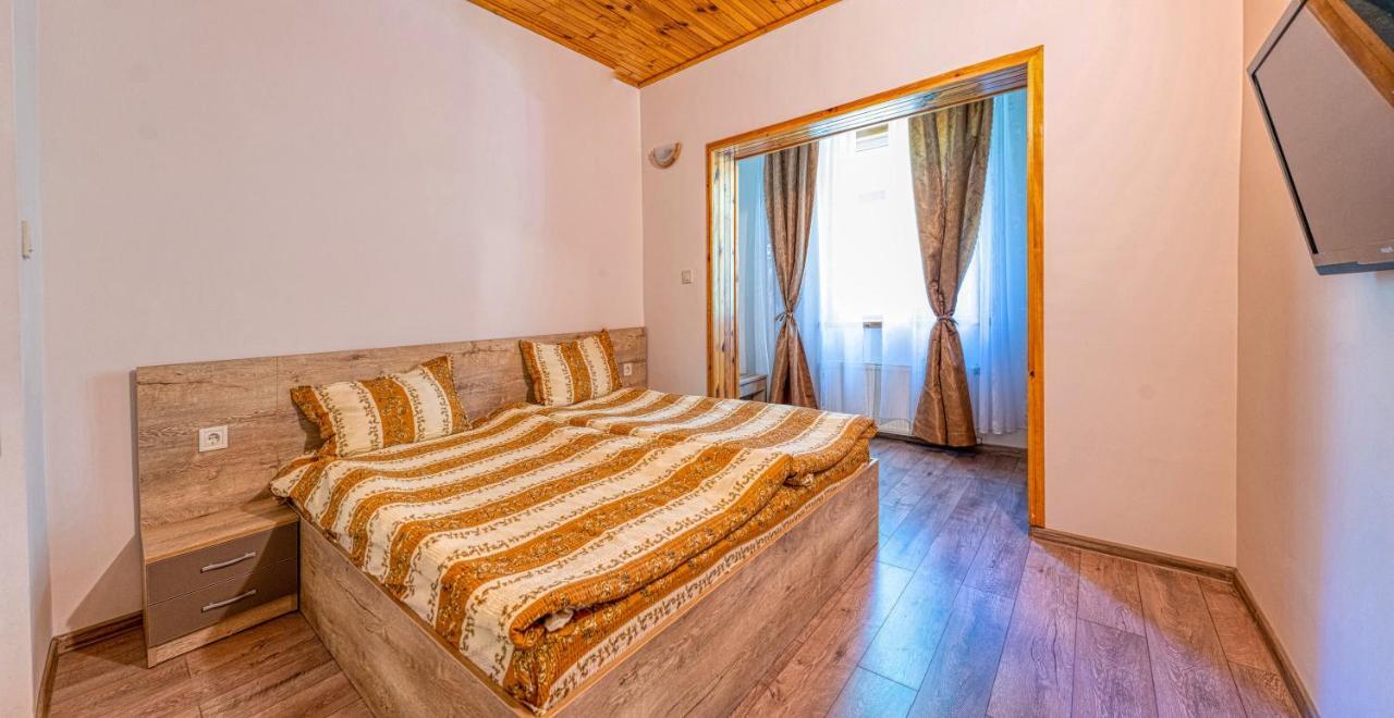 Крушун - Единствена На Метри От Водопадите, Krushun - The Only Stay Just Meters From The Waterfalls Krushuna Exterior photo