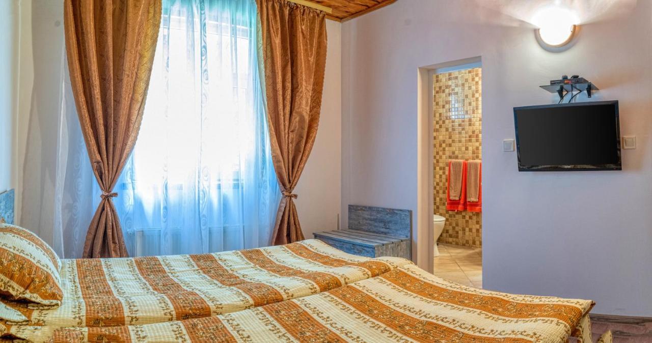 Крушун - Единствена На Метри От Водопадите, Krushun - The Only Stay Just Meters From The Waterfalls Krushuna Exterior photo